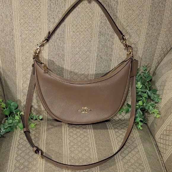 Coach Handbags - Coach Aria Convertible Crossbody Shoulder Bag